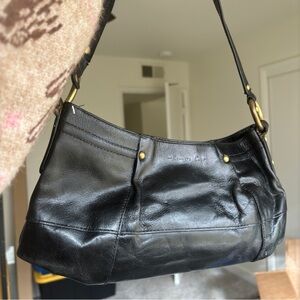 Kenneth Cole Black Leather Shoulder Bag with Brass Details